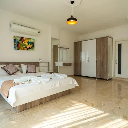 Villa 5 Bedroom 1684 Kalkan